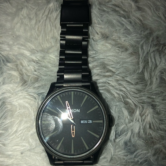 Almost brand new condition. - Picture 1 of 2